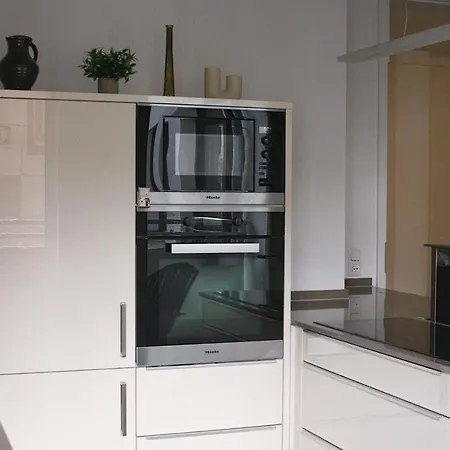 Bonsaisuite - Soft Idyllic Flat - Downtown Weiden *